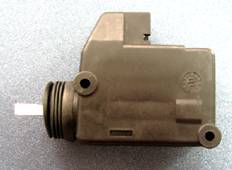 TRUNK CONTROL LOCK